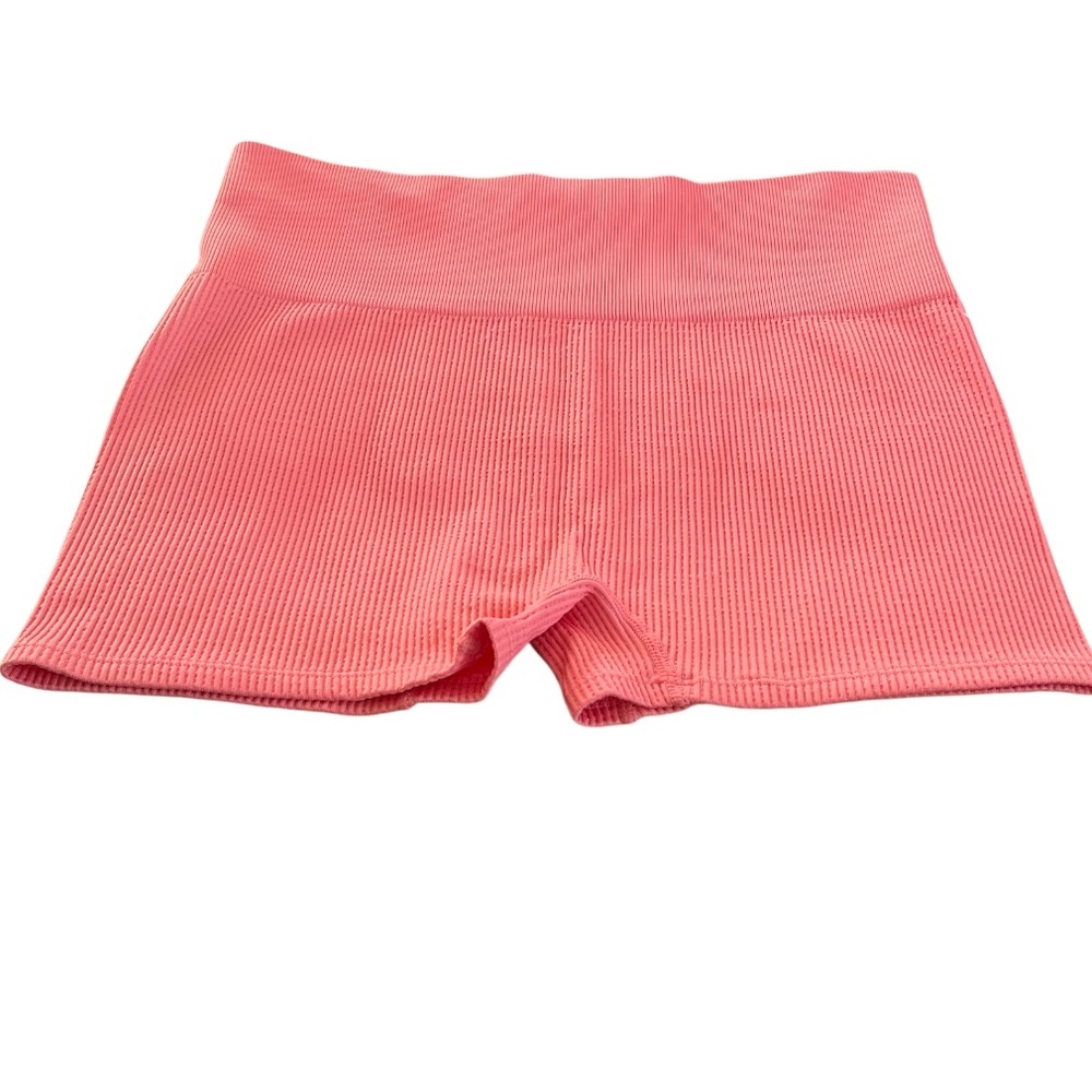 NWOT- COLSIE Ribbed Athletic Shorts in coral